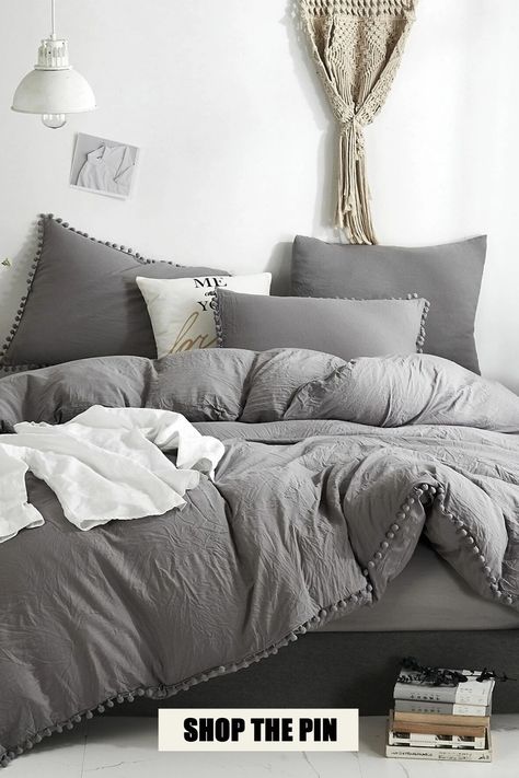 Find the bedding of your dreams at SHEIN. Shop unique modern simplicity bedding, textured and feminine styles. Yellow Bedding Sets, No Bed, Bed Cover Sets, Cama King Size, Lit King Size, Yellow Bedding, King Size Duvet Covers, King Size Bedding Sets, King Size Duvet