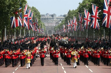 Roman Kemp, Horse Guards Parade, Horse Guards, Gospel Choir, Elisabeth Ii, Platinum Jubilee, Royal Marines, Duke Of York, Isabel Ii