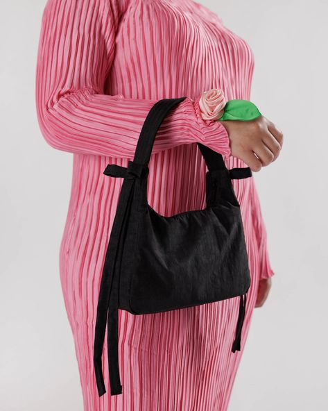 Mini Bow Bag : Black - Baggu Festival Friends, Simple Handbag, Baggu Bags, Armpit Bag, Mini Bow, Cultural Festival, Bow Bag, Sandy Liang, Mini Bows