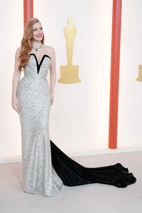 Champagne Carpet, Jessica Chastain Style, Jessica Chastain Oscar, 2023 Oscars, Oscars 2023, Red Carpet Ready, Atelier Versace, Jessica Chastain, Academy Awards