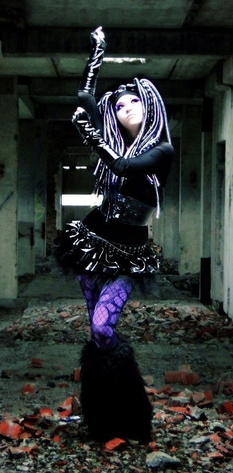 Cybergoth Outfits, Industrial Dance, Cybergoth Fashion, Industrial Goth, Cybergoth Style, Gothic Women, Arte Punk, Steampunk Goth, Goth Steampunk