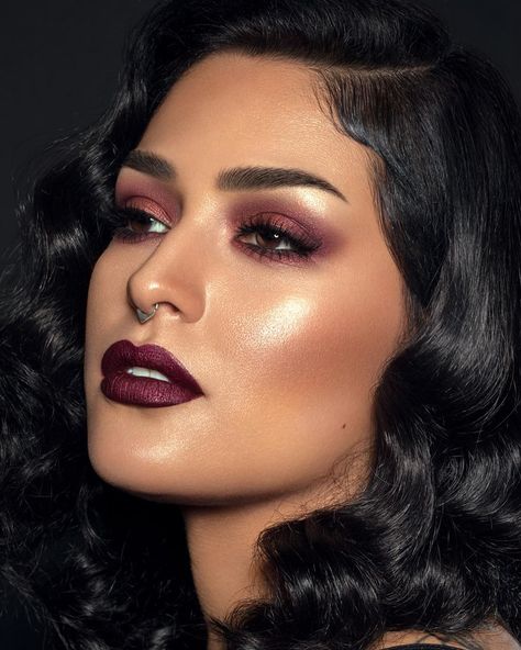 Maroon Makeup, Burgundy Makeup Look, Burgundy Makeup, Vampy Makeup, Wedding Hairstyles And Makeup, Mekap Mata, Date Night Makeup, Bold Lipstick, Melt Cosmetics