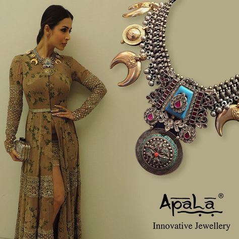 Malaika Arora Khan, Mystical Necklace, German Jewelry, Malaika Arora, Buddha Necklace, South Indian Jewellery, Indian Jewellery, Indian Wear, Fashion Set