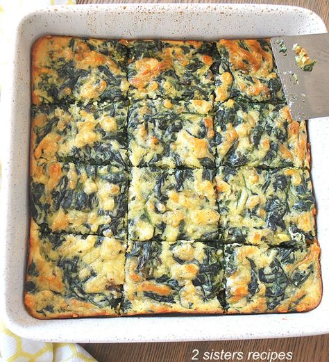 Spinach Squares Recipe, Crustless Spinach Quiche, Spinach Casserole Recipes, Spinach Souffle, Spinach Quiche Recipes, Cheese Squares, Spinach Casserole, Spinach Quiche, Square Recipes