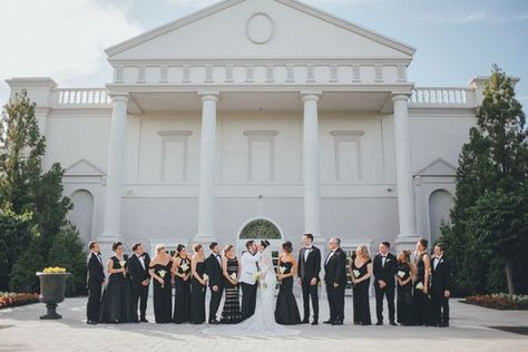 Do You Need the Same Number of Bridesmaids and Groomsmen? Number Of Bridesmaids, 6 Bridesmaids, 3 Bridesmaids, Wedding Questions, Modern Bridesmaid, Wedding Party Photos, Bridesmaids And Groomsmen, Wedding Parties, Walking Down The Aisle