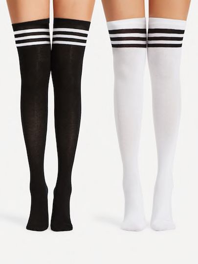 Intimo Calvin Klein, Over The Knee Socks, Women's Socks, Thigh High Socks, Socks And Tights, Winter Mode, Knee Socks, Kawaii Clothes, College Fashion