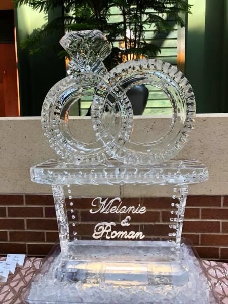 Wedding Ice Sculpture, Wonderland Wedding Decorations, Crystal Wedding Decor, Ice Sculpture Wedding, Wedding Decorations Diy Centerpiece, Engagement Balloons, Ice Sculpture, Dream Wedding Decorations, Bachelorette Party Planning