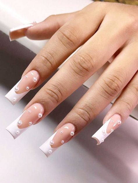 17 Elegant White Gel Nail Design Ideas White Gel Nails, China Nails, Long Press On Nails, Square Nail Designs, Manicure Diy, Coffin Press On Nails, Long Acrylic, Gel Nail Design, Ballerina Nails