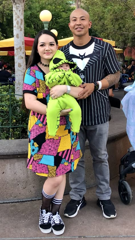 Jack Sally And Oogie Boogie Costume, Couple And Newborn Halloween Costumes, 1st Halloween Family Costumes, Diy Jack And Sally Costume, Couples And Baby Halloween Costumes, Jack And Sally Family Costume, Halloween Costumes For Family Of 3 Baby, Baby Costumes For Boys Family, Cute Family Costumes For Halloween