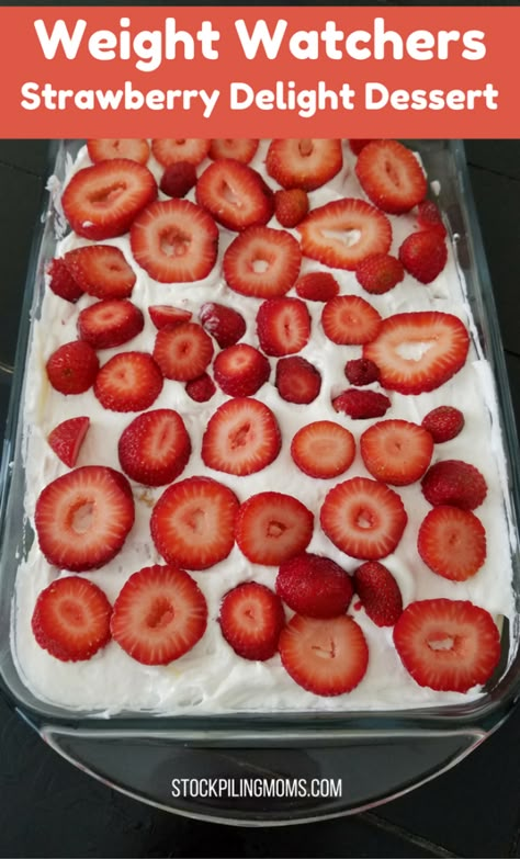 This Weight Watchers Strawberry Delight Dessert is a great easy treat that fits into your meal plan. Strawberry Delight Dessert, Weight Watchers Dessert, Dessert Ww, Delight Dessert, Weigh Watchers, Weight Watchers Meal Plans, Weight Watchers Snacks, Weight Watchers Recipes Desserts, Weight Watchers Free