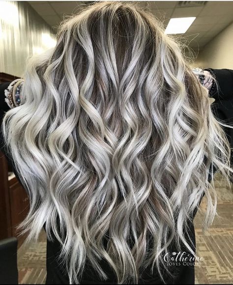 Platinum Dark Roots, White Blonde With Shadow Root, Ash Blonde Highlights On Dark Hair, Sand Blonde Hair, Beachy Curls, Silver Hair Highlights, Lightened Hair, Ice Blonde Hair, Hair Spring