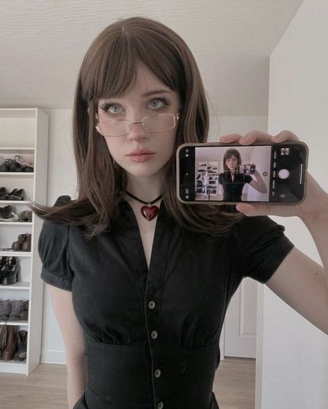 Posts con contenido multimedia de jules 𓆩♡𓆪 (@tinyjullesss) / X Nora Fawn, Academia Outfits, 1960's Dress, Photo Outfit, Cute Hairstyles, Different Styles, Fashion Inspo Outfits, Pretty People, New Fashion