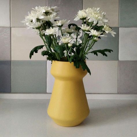 welcome summer! we made our ceramic vase available in yellow #homedecor #homedesign #interiordesign #ceramics #yahalomis #ceramic #vase Vase Inspiration, Flower Vase Ceramic, Modern Flower Vase, Wedding Centrepiece, Pastel Home Decor, Ceramic Flower Pot, Ceramic Flower Vase, Yellow Vase, Geometric Vases