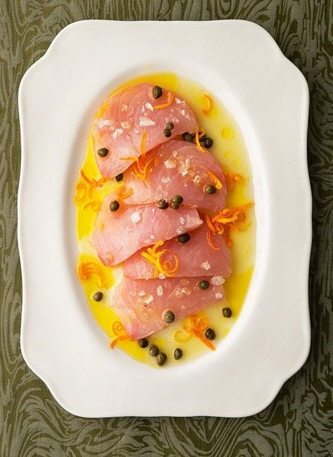 Hamachi Crudo Plating, Italian Ceviche, Tuna Crudo Recipe, Crudo Plating, Fish Crudo, Tuna Carpaccio Recipe, Raw Tuna Recipe, Crudo Recipe, Raw Fish Recipes