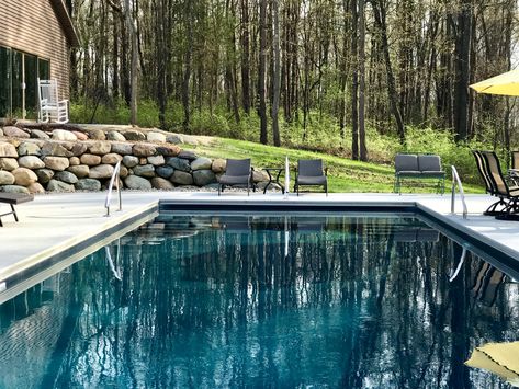 GLI Black Onyx Liner Black Pool Liner, Pool Liners Inground, Pools Backyard Inground, Pool Liner, Pool Water Features, Outdoor Kit, Pool Colors, Pool Liners, Vinyl Liners