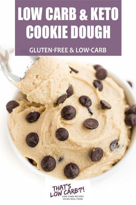 Having a craving for something sweet? This cookie dough recipe is net 1 carb per serving and only takes about 5 minutes to make! #keto #ketocookiedough #cookiedough #cookiedoughrecipe #lowcarb #lowcarbdessert #ketodessert #1netcarb #ketotreats #ketodiet Dolce Poche Calorie, Galletas Keto, Keto Cookie Dough, Cookie Dough Recipe, Desserts Keto, Postre Keto, Low Carb Snack, Keto Pancakes, Cookie Dough Recipes