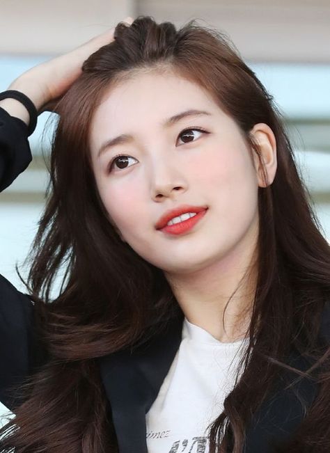 Miss A Suzy, Total Beauty, Beauty Samples, Dara Kpop, Bae Suzy, Korean Celebrities, 가을 패션, Korean Beauty, Celebrities Female