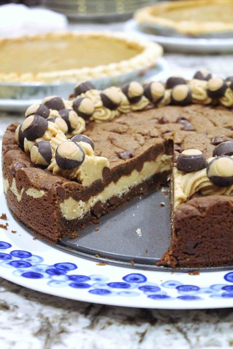 Peanut Butter Cookie Cake, Butter Cookie Cake, Buckeye Cake, Mini Cookie Cake, Buckeye Cookies, Peanut Butter Chocolate Chip Cookie, Skillet Cookies, Chocolate Chip Cookie Cake, Peanut Butter Chocolate Chip Cookies