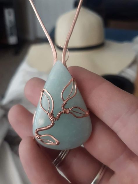 Round Stone Wire Wrap, Gallery Wire Bezel, Wire Wrapping Agate Slices, Wire Wrapped Teardrop Cabochon, Wire Wrapped Irregular Stones, Wire Wrapped Stone Jewelry Tutorials, Wire Wrap Ideas, Wire Wrapping Ideas, Wire Wrapped Heart Stone