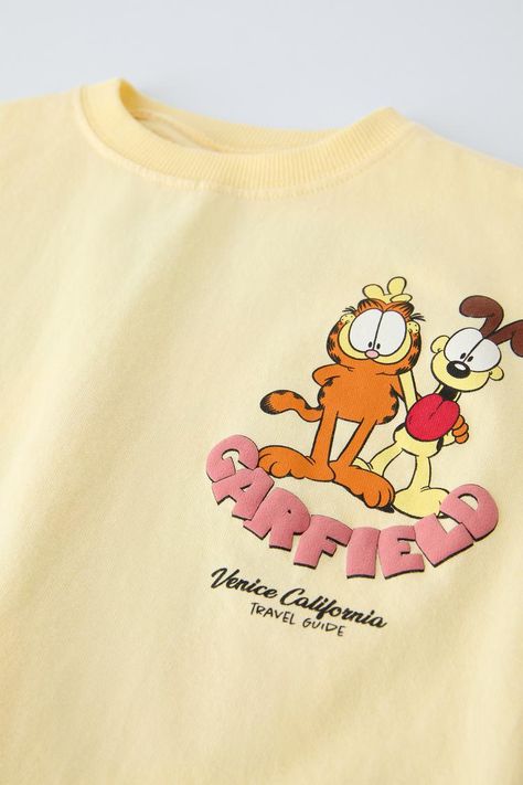 GARFIELD © PAWS INC PRINT T-SHIRT - Yellow | ZARA International Zara Baby Boy, Boys Prints, Zara Portugal, Zara T Shirt, Cartoon T Shirt, Zara Baby, Carters Girl, Cartoon T Shirts, Girls Prints