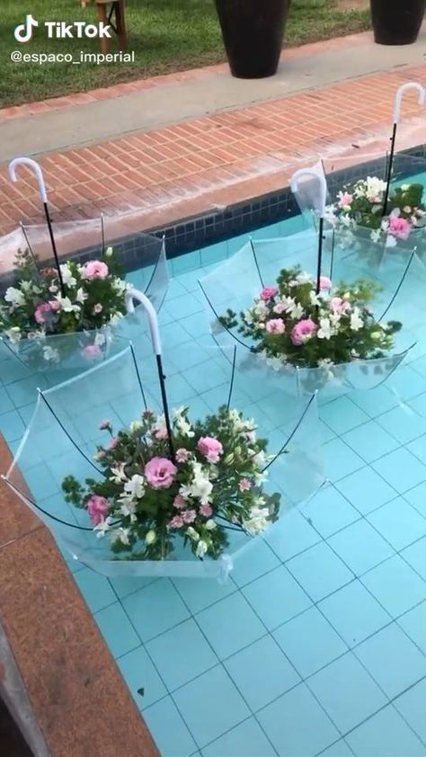 Farm Pool, Pool Wedding Decorations, Get Together, Backyard Wedding Decorations, Moroccan Party, Fest Temaer, Pool Wedding, Summer Pins, Tafel Decor