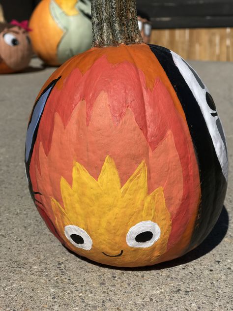 Calcifer Pumpkin Painting, Pumpkin Painting Ideas Studio Ghibli, Casper Pumpkin Painting, Punkin Ideas Paint, Pumpkin Painting Anime, Studio Ghibli Pumpkin Painting, Calcifer Pumpkin, Anime Pumpkin Painting, Pumpkin Painting Party