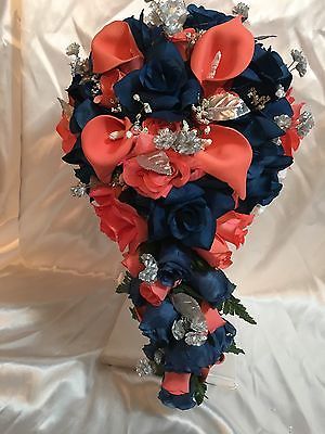 Pink is too dark but I like the shape Navy Blue And Coral Wedding, Blue And Coral Wedding, Wedding Flowers Navy Blue, Navy Weddings, Bouquet Cascade, Calla Lily Bridal Bouquet, Wedding Bouquets Diy, Lily Bridal Bouquet, Coral Wedding Flowers