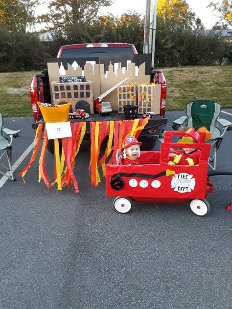 Fireman Trunk Or Treat Ideas, Firehouse Trunk Or Treat, Fire Station Trunk Or Treat, Trunk Or Treat Fire Truck, Trunk Or Treat Fireman Theme, Fire Truck Trunk Or Treat Ideas, Firefighter Trunk Or Treat, Mardi Gras Kid, 4th Of July Parade