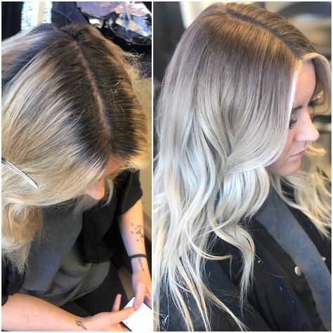 How to get rid of solid harsh roots and blend your natural root color for a seamless blend 💕💕 #blonde #highlights #balayage #hairpainting… Root Smudge, Blonde Hair Care, Tan Skin Blonde Hair, Ash Blonde Hair Colour, Icy Blonde Hair, Ash Blonde Balayage, Root Color, Blonde Roots, Ash Blonde Hair