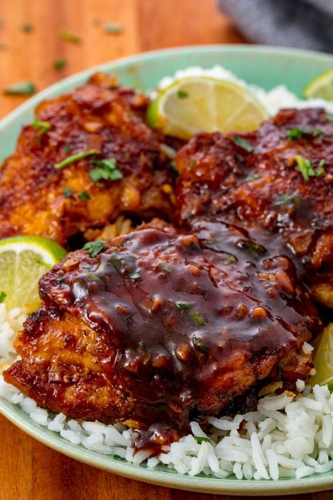 Cooking Shrimp, Slow Cooker Chicken Thighs, Easy Slow Cooker Chicken, Cheap Recipes, Easy Chicken Dinner Recipes, Easy Slow Cooker, Slow Cooking, Chicken Thigh Recipes, Slow Cooker Chicken