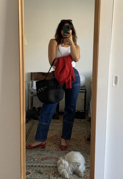 Heeled Flats Outfit, Black Outfit Red Shoes, Red Ballet Heels Outfit, Red Flats Outfit Work Attire, Red Ballet Pumps Outfit, Red Shoe Outfits For Women, Red Heel Outfit, Red Toms Outfit, Red Heels Outfit Classy