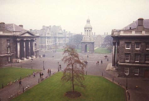 Dublin Literary Pub Crawl Trinity Dublin, University Inspiration, Shot Of Whiskey, Ireland Aesthetic, College Vision Board, Trinity College Dublin, College Aesthetic, Dream College, Trinity College