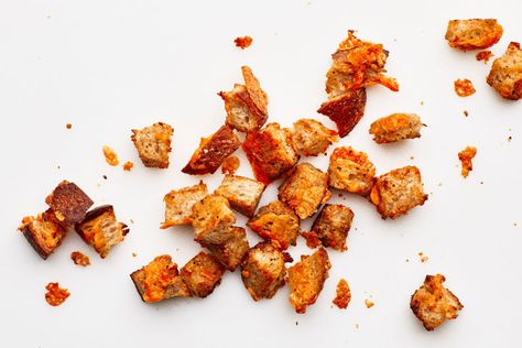 I would do pro bono PR for these croutons. Cheesy Croutons, Healthy Super Bowl, Super Bowl Snack, Cheesy Crackers, Healthy Superbowl, Healthy Superbowl Snacks, Creamy Cauliflower Soup, Radicchio Salad, Easy Steak