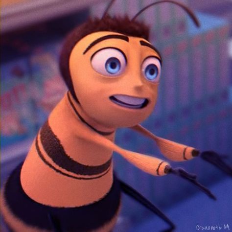 Berry B Benson, Bee Movie Aesthetic, Barry The Bee, Kevin Hart Movies, Barry Bee Benson, Movie Pfp, Famous Christmas Movies, Barry B Benson, The Weeknd Memes