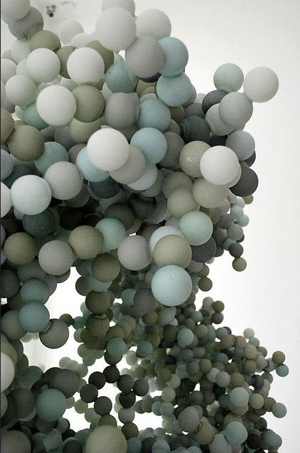 Daniel Arsham Aesthetic, Daniel Arsham, Ombre Flower Installation, Clouds Installation, Daniel Arsham Sculpture, Sphere Art Installation, Balloons Galore, Photography Inspiration Nature, Fly On The Wall