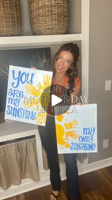 Liz Rodgers | DIYs, Seasonal & Home Decor, Budget Friendly Finds | DIY Mother’s Day Gift Idea ☀️ This handprint sunshine craft makes the most thoughtful gift while staying on a budget! Not to mentio... | Instagram Handprint Sunshine, Sunshine Handprint, Home Decor Budget, Sunshine Crafts, Handprint Craft, Seasonal Home Decor, Hand Print, On A Budget, Budget Friendly