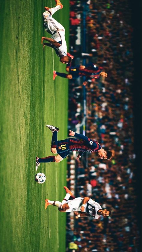 Messi dribbling Football Messi, Fc Barcelona Wallpapers, Lionel Messi Fc Barcelona, Messi Videos, Lionel Messi Barcelona, Messi Soccer, Soccer Photography, Messi Vs, Lionel Messi Wallpapers