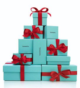 Waite is that a Tiffany & Co. Box!    Being it! Tiffany Christmas, Aqua Christmas, Christmas Campaign, Tiffany Box, Red And Teal, Red Turquoise, Employee Gifts, Tiffany And Co, Blue Christmas