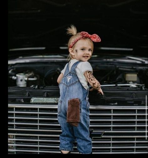 Country Baby Pictures, Country Baby Girl, Baby Clothes Country, Women Hairstyles Long, Cowboy Baby, Older Women Hairstyles Short, Western Babies, Women Hairstyles Short, Women Hairstyles Medium