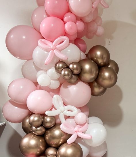 Just obsessed with this coquette theme!🎀 So proud of our self-standing balloon garland🥰It could be created in any theme, no damages caused to any wall. #100dayscelebration #eventdesign #balloon #hongkong #balloonhk #girlbirthday #babycelebration #hkkids #balloongarland #coquetteballoon Girly Balloon Garland, Standing Balloon, Coquette Theme, Balloon Garland, So Proud, Event Design, Party Decor, Girl Birthday, Balloons