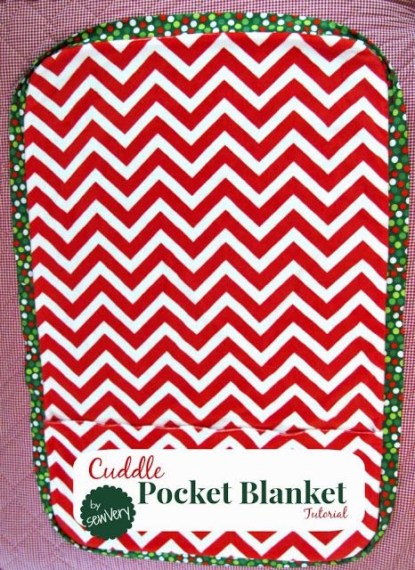 sewVery: Cuddle Pocket Blanket Tutorial Lap Blankets For Elderly Free Pattern, Lap Blankets For Elderly, Cuddle Blanket, Blanket Diy, Lap Blanket, Lap Quilts, Quick Gifts, Receiving Blankets, Vinyl Crafts