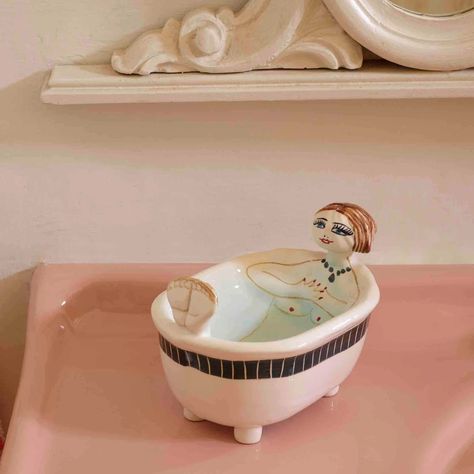 Pottery Soap Dish Ideas, Clay Bathtub, Bathtub Women, Clay Soap Dish, Bubble Bath Soap, Blue Linen Bedding, Clay Soap, Ceramic Soap Dish, Soap Dishes