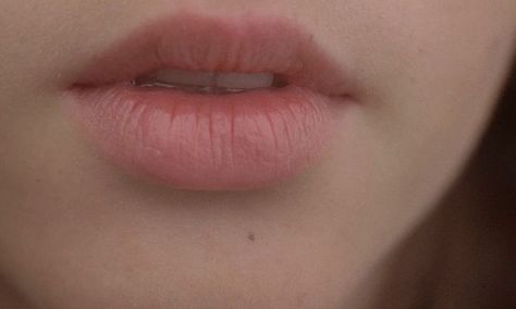 Heavy Bottom Lip, Mouth Study, Immoral Tales, Violet Parr, Head Anatomy, S Aesthetic, Lip Beauty, Bottom Lip, Female Reference