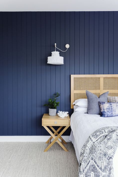 Real reno: Navy stars in boathouse inspired family home - The Interiors Addict Navy Bedrooms, Carpet Room, Feature Wall Bedroom, Deco Studio, Bedroom Images, Dekorasi Kamar Tidur, Round Carpet, Bedroom Carpet, Bedroom Styles