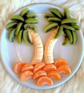 Leuk idee voor het fruitmoment More Design Cibo, Snack Sani, Sommer Mad, Decorações Com Comidas, Food Art For Kids, Creative Food Art, Food Carving, Easy Food Art, God Mat