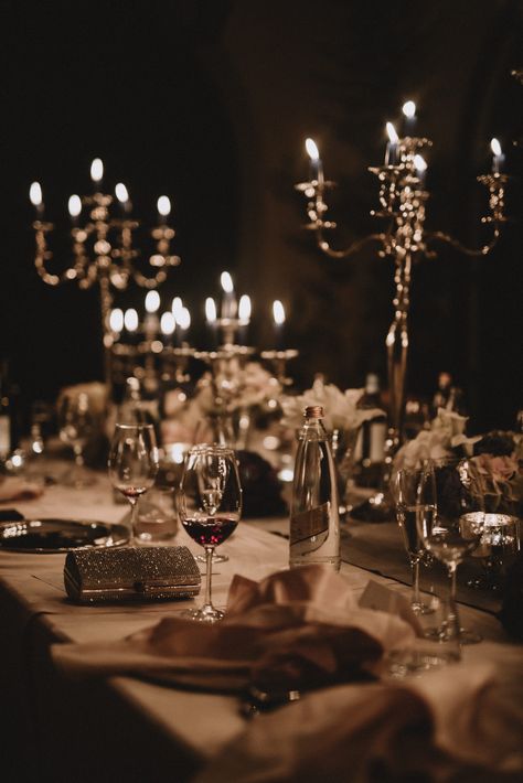 Dark Classy Wedding Theme, Dark And Romantic Wedding, Dark Ethereal Wedding, Dark Academia Wedding Aesthetic, Dark Aesthetic Wedding, Gothic Wedding Aesthetic, Dark Elegant Wedding, Gloomy Wedding, Supper Club Wedding