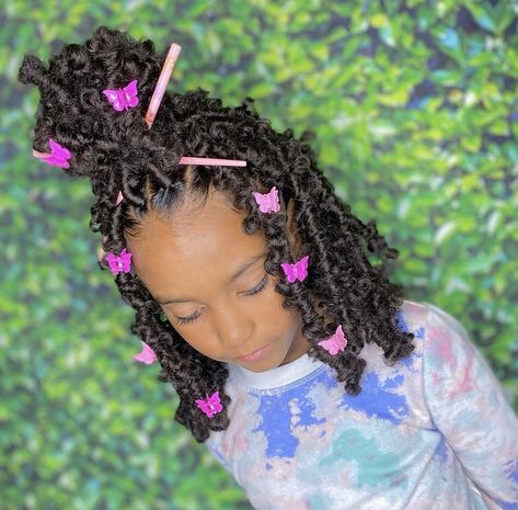 Baby First Birthday Cake, Kid Braid Styles, Kids' Braids, Faux Locs Hairstyles, Black Hair Care, Braids For Kids, Natural Hair Braids, Girls Hairstyles Braids, Brown Girl