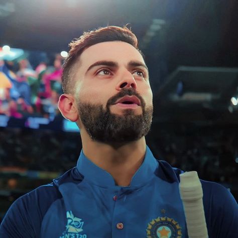 King 👑 Kohli Handsome 🥵 Kholi Wallpaper, Virat Kohli Pfp, Virat Kohli And Anushka, Kohli Wallpapers, Dhoni Photos, King Kohli, Virat Kohli Instagram, Virat Kohli Wallpapers, Ms Dhoni Photos