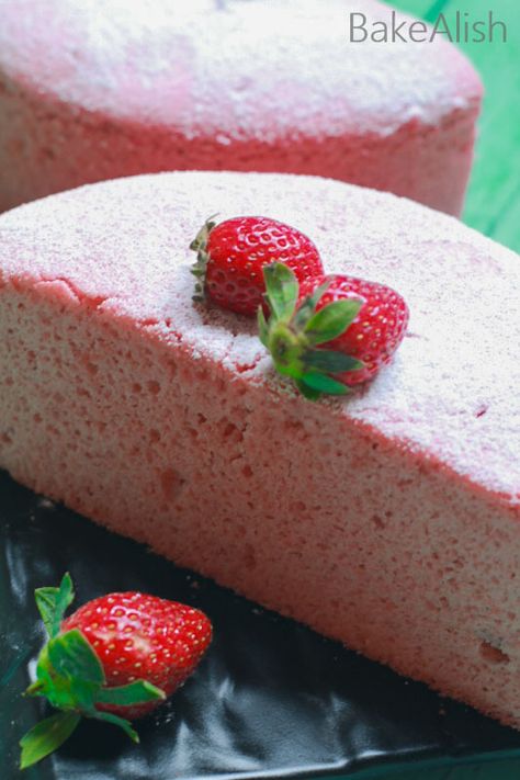 This Chiffon Cake Sponge is a perfect birthday cake recipe. It is a super fluffy and light sponge cake filled with the goodness of strawberries. Cake Sponge Recipe, Strawberry Chiffon Cake Recipe, Strawberry Chiffon Cake, Strawberry Chiffon, Strawberry Sponge Cake, Cake Sponge, Sponge Cake Filling, Sponge Recipe, Easy Carrot Cake