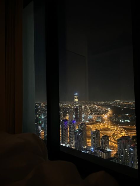 Dubai Apartment View, Hotel Room Aesthetic Night, Dubai Night View, Apartment At Night, Trading Wallpaper, Night Apartment, Dubai At Night, Dubai Night, Future Interior Design